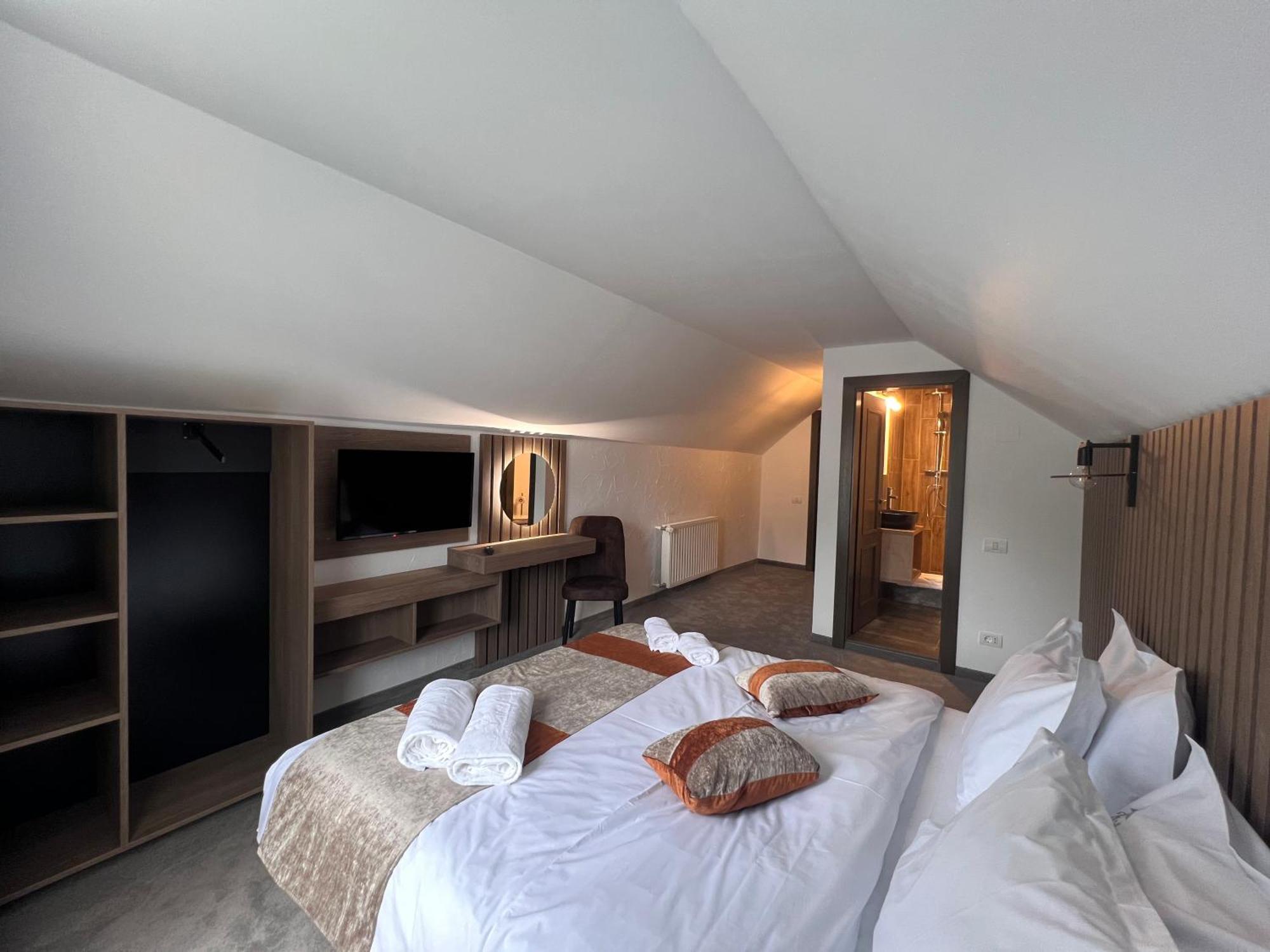 Regina Muntilor A Hotel Moeciu De Sus Luaran gambar